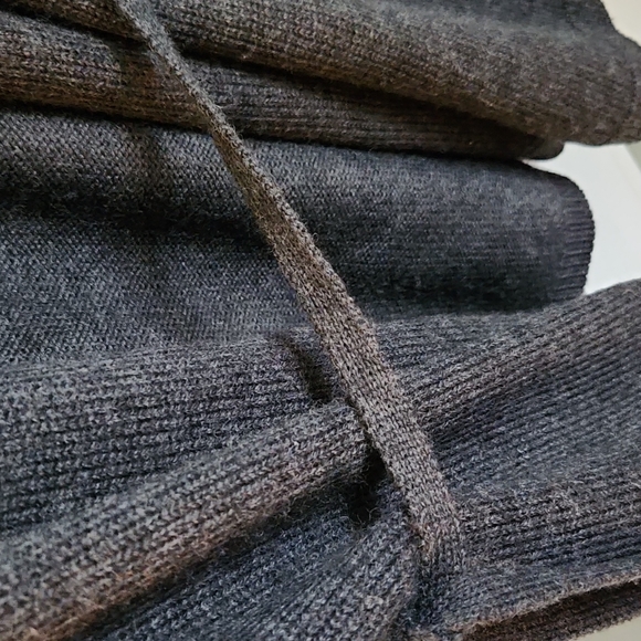 Sweater vest - Picture 3 of 5